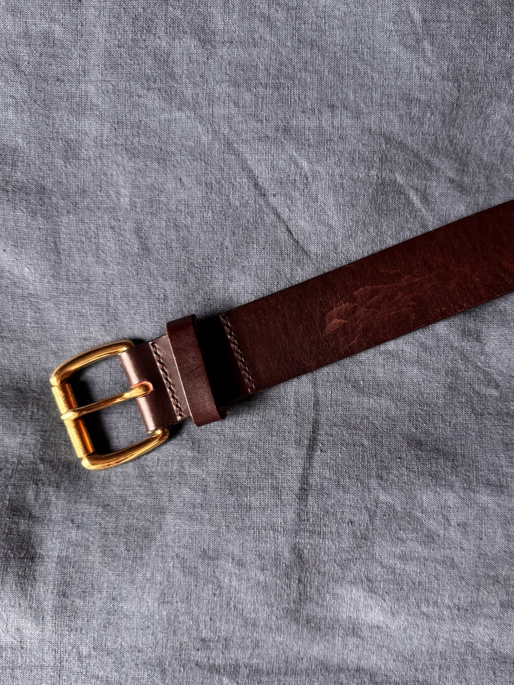Men's Brown Leather Belt with Gold Buckle (34)